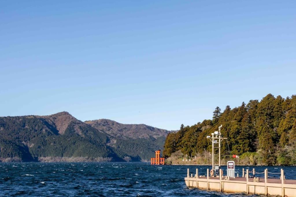 和 Modan a Oabya 箱根 神社 参拝 や 駅伝 観戦 箱根 観光 に 最適 a 芦ノ湖 Torii が Miea 海賊 船 Combini 徒歩 圏 201 エクステリア 写真